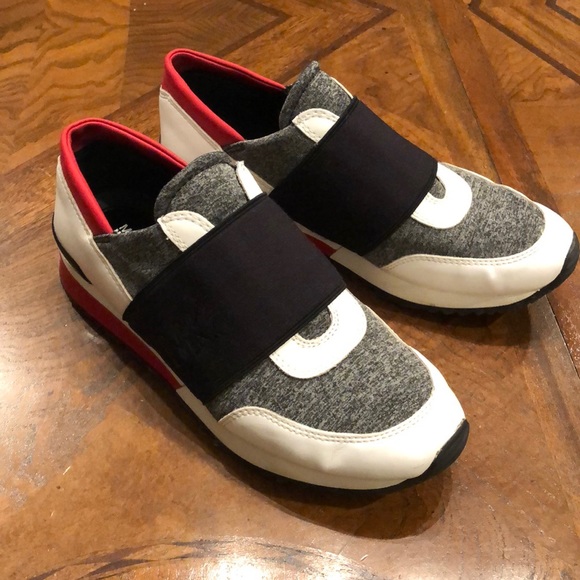 michael kors slip on tennis shoes